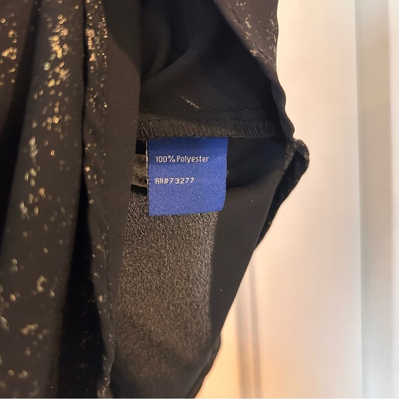 NWT Apt. 9 L Black and Gold Shimmer Top - Picture 4 of 5